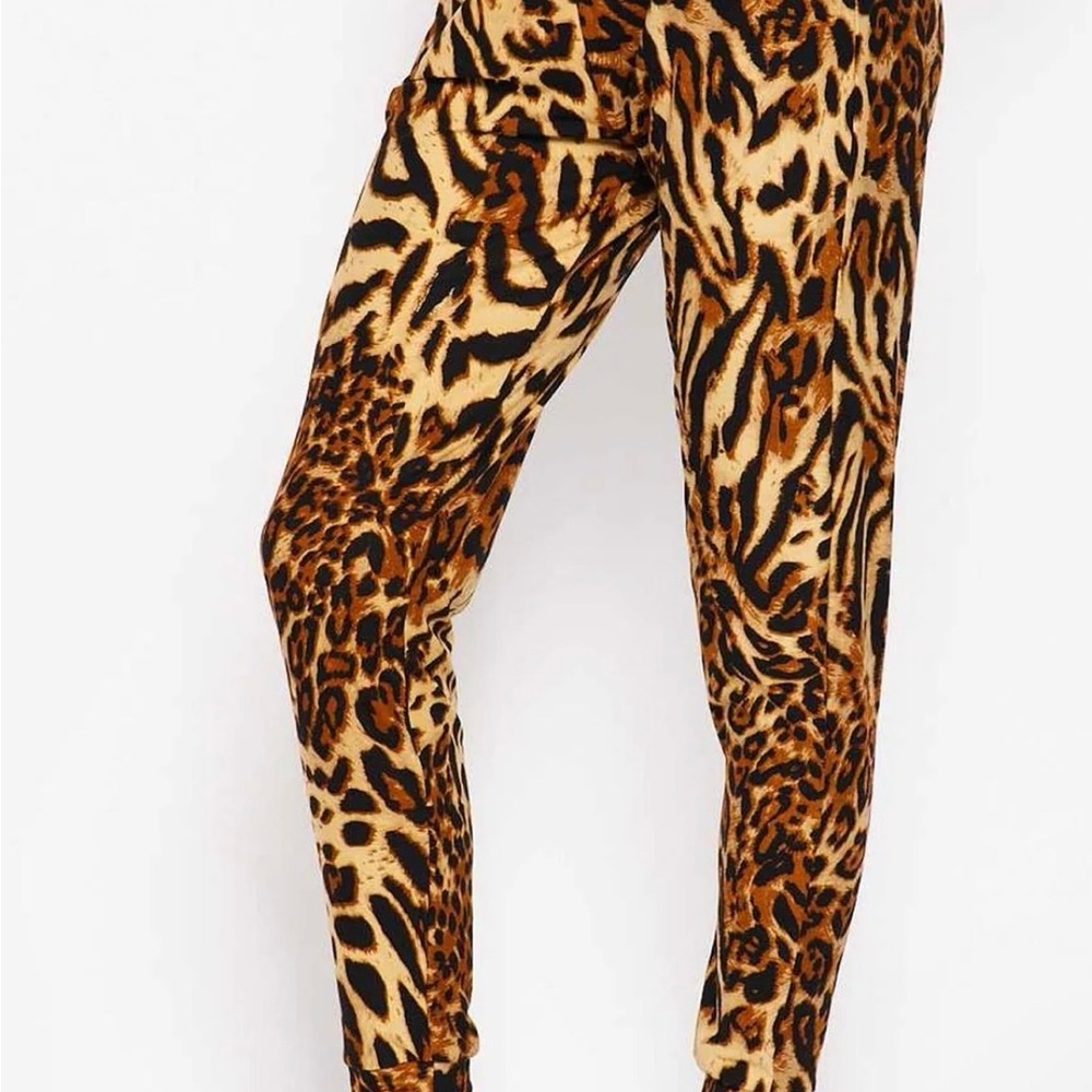 Mixed Ink buttery soft Leopard Print Women's Leggings stretch to Size 16